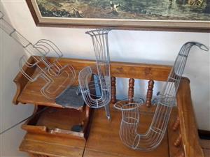 Art wire ornaments
