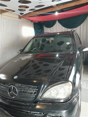 Mercedes Benz 1624