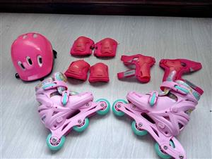 2 IN 1 Girls Adjustable Roller Blades Set