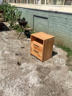 Oregon Bedside Tables