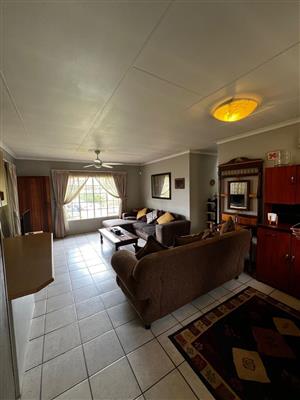Townhouse For Sale in Annlin