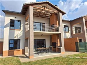 Townhouse For Sale in Rietvalleirand