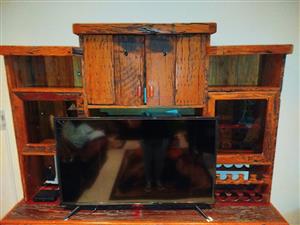 Beautifull sleeperwood Wall Unit for Sale.