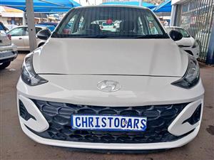 2023 model Hyundai i10 Grand hatchback manual Transmission petrol 1.0 engine capacity mileage