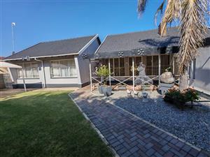 3 bedroom House  for Sale in Vaalpark