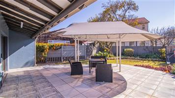 Dual-Income Opportunity or Family Flexibility – Two-in-One Home in Glen Marais