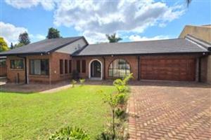 House For Sale in Flora Park