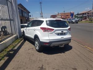 ford kuga 1.6 2016 stripping for spares