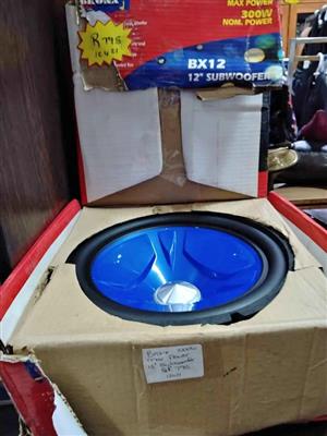 Bronx 1000 w Max Power 12 inch Subhoover