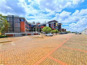 271m² Office to Let in Constantia Office Park