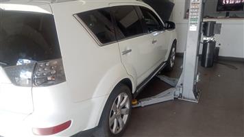mitubishi outlander 2009