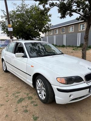 BMW 320i for sale 