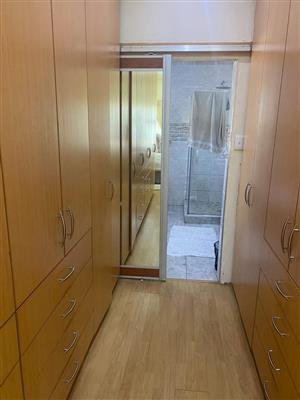 4 bedroom with 2 bathroom house to let in Kensington 