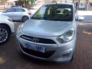2013 Hyundai i10 1.2 75000km Manual Petrol  Petrol Silver Color