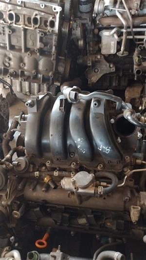 GOLF 5 1.6 BLP ENGINE FOR SALE. 