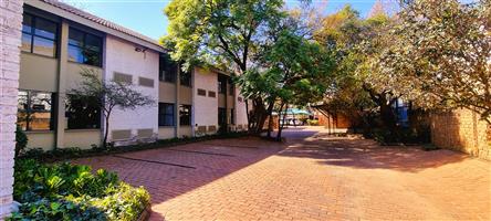 Freestanding building For Sale in Rivonia