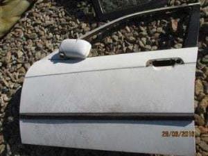 BMW E36 LEFT FRONT DOOR SHELL – USED