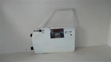 Nissan 1400 left passenger door