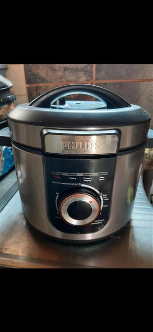 Philips Presure Cooker Model HD2I05