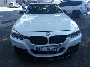 2O16 BMW F30 318 M-SPROTS AUTOMATIC