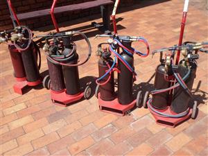 Porta Packs complete set has gas.