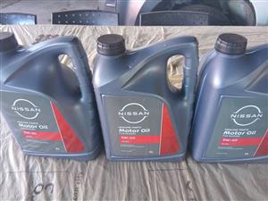Nissan 5W-40 Synthetic Engine Oil For Sale