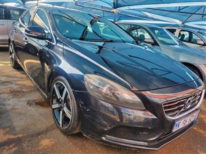 2014 Volvo V40 T4  Automatic