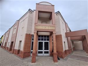 MONTHLY RENTAL Commercial Space Available – Central Port Alfred