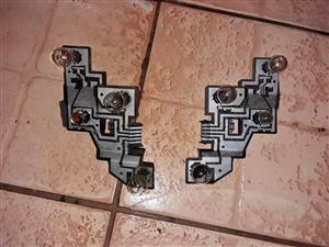 FORD KA REAR GLOBE HOLDERS