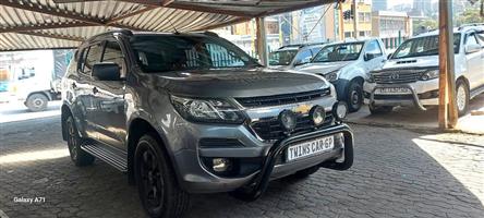 Chervolet Trailblazer 2.5 Manual Diesel 7seater