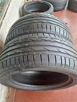 2x225/50/17 Bridgestone Runflat tyres still like new
