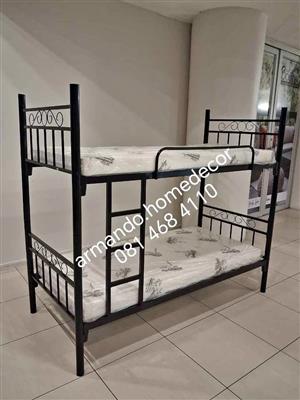 Bunkbed with mattress set