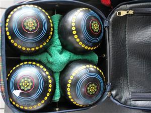 KENSELITE CLASSIC 4X BOWLING BALL IN BAG S065246A