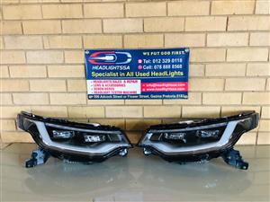 Range Rover Discovery 5 Matrix L462 left and right side xenon headlights 