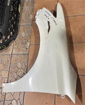 Lexus CT200h fender 2012/19