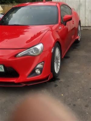 2015 TOYOTA 86 SPORTS 6 SPEED IMMACULATE 121 000 KMS BARGAIN R230 000 p 