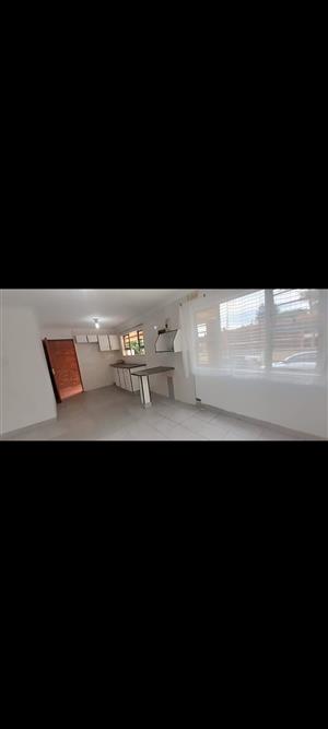 Overport, off Crescent: 2 beds, 1 bath