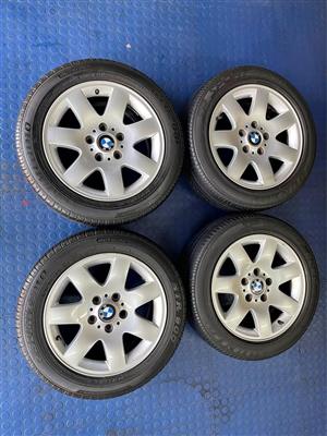 16 INCH BMW 3SERIES DESIGN RIM SET WITH TYRES PRE-OWNED