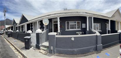 Move-In Ready: Modern 2-Bedroom Freehold Homes on Main Transport Route