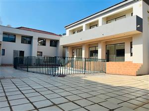 4 Bedroom House for sale in Westcliff