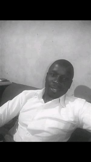 I am Malawian man aged 38 and siriously looking for a job as a driver and garden