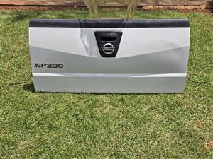 NISSAN NP200 TAILGATE EXCELLENT CONDITION TO SWOP
