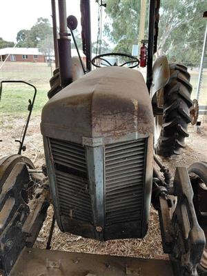 Ferguson TEA20 really good old tractor