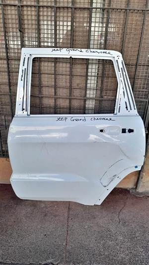 Jeep grand Cherokee back door