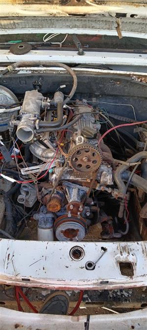 Opel Rekord 2.0 engine, gearbox and computer box