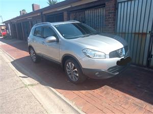 Nissan qashqai 2013 ,1.6 manual petrol   