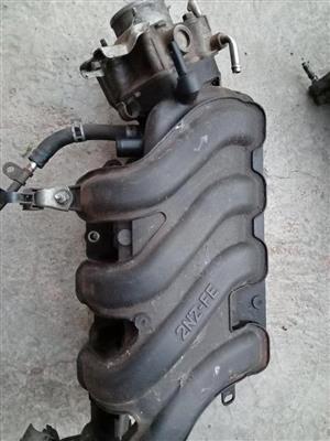 Toyota Yaris 2NZ-FE Intake Manifold & Throttle Body