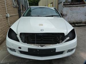 Mercedes C180K W204 1.8 AT 271 White - 2008 SPARESBOYZ STRIPPING FOR SPARES