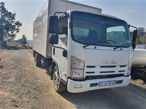 T915- 2013 ISUZU NQR500 VANBODY TRUCK
