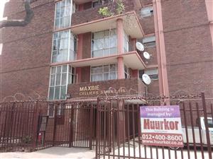 A ROOM IS VACANT IN A RENOVATED 3 BED FLAT - IMMEDIATELY AVAILABLE 1 JUNE 2026